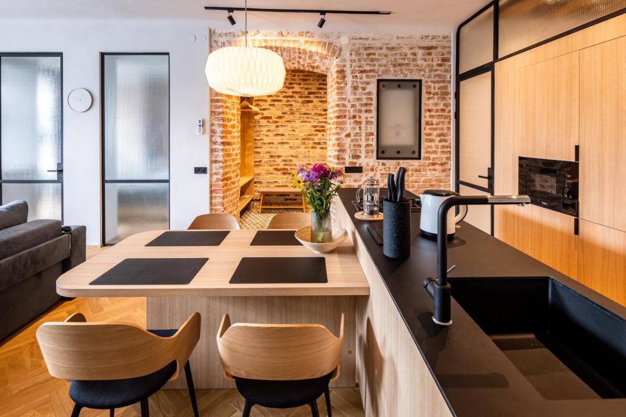 Onlviv Apartments Rynok Square 18/2 Ngoại thất bức ảnh